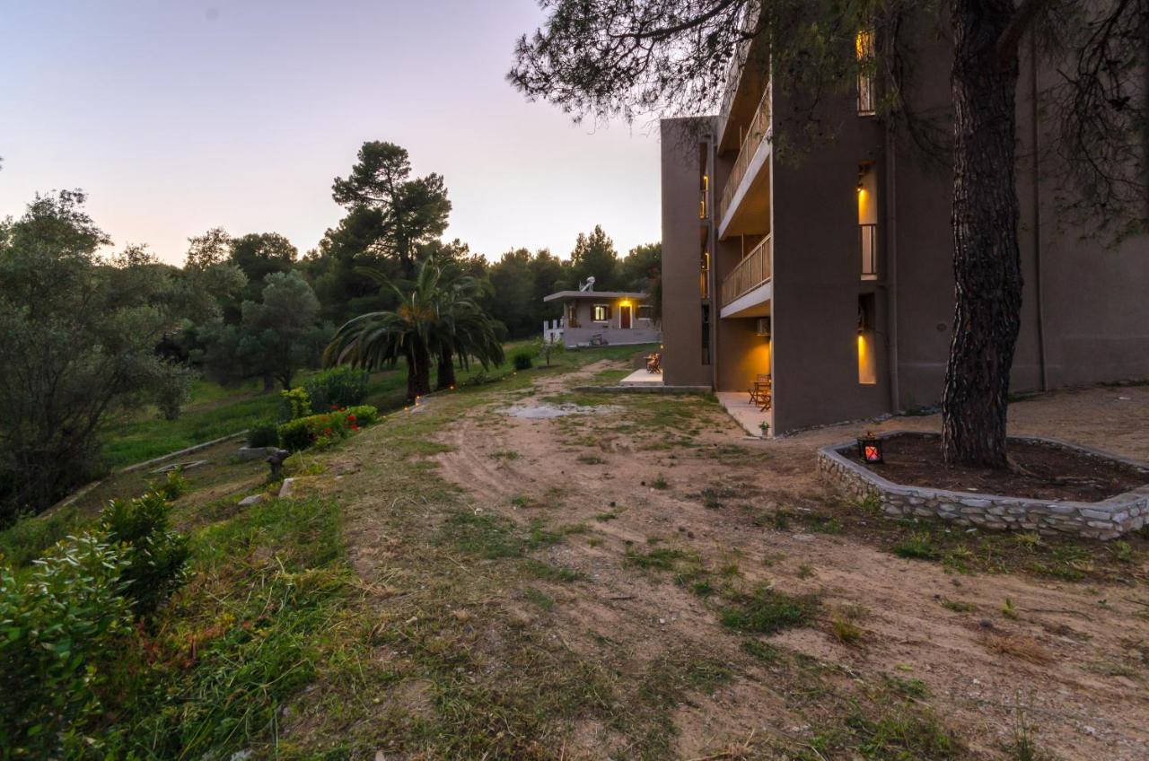 Forest Resort Suites Skiathos Troulos Zewnętrze zdjęcie