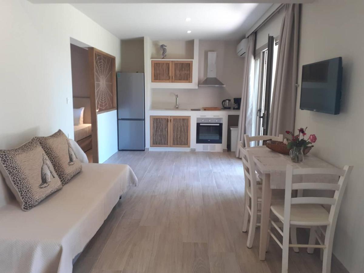 Forest Resort Suites Skiathos Troulos Zewnętrze zdjęcie